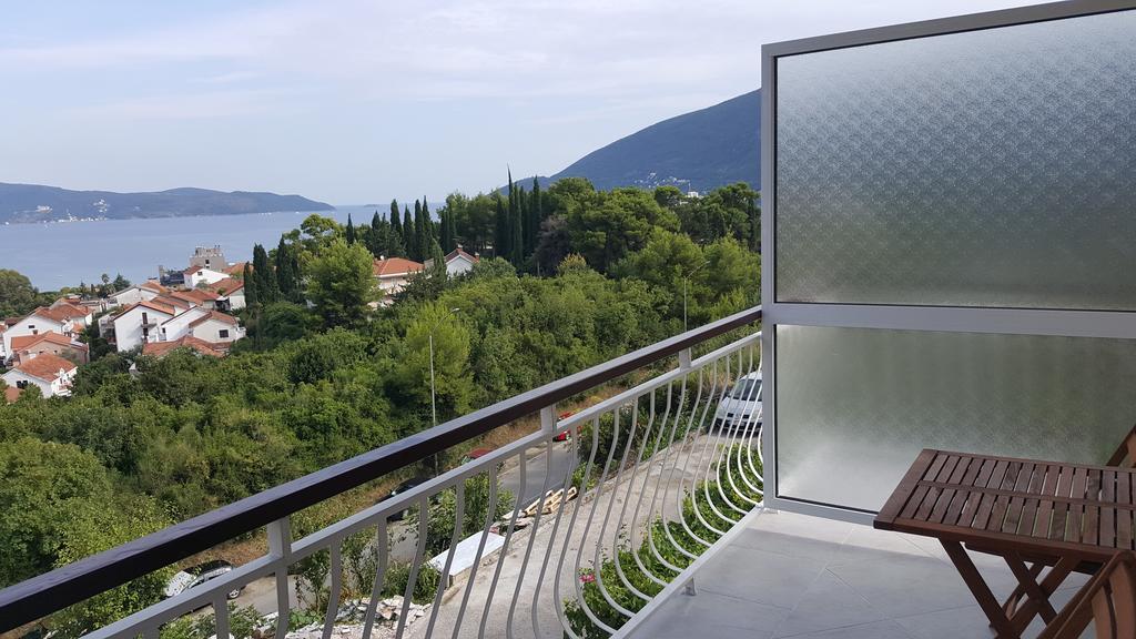 Apartments La Dolce Vita تْشيرسيك نوفي المظهر الخارجي الصورة