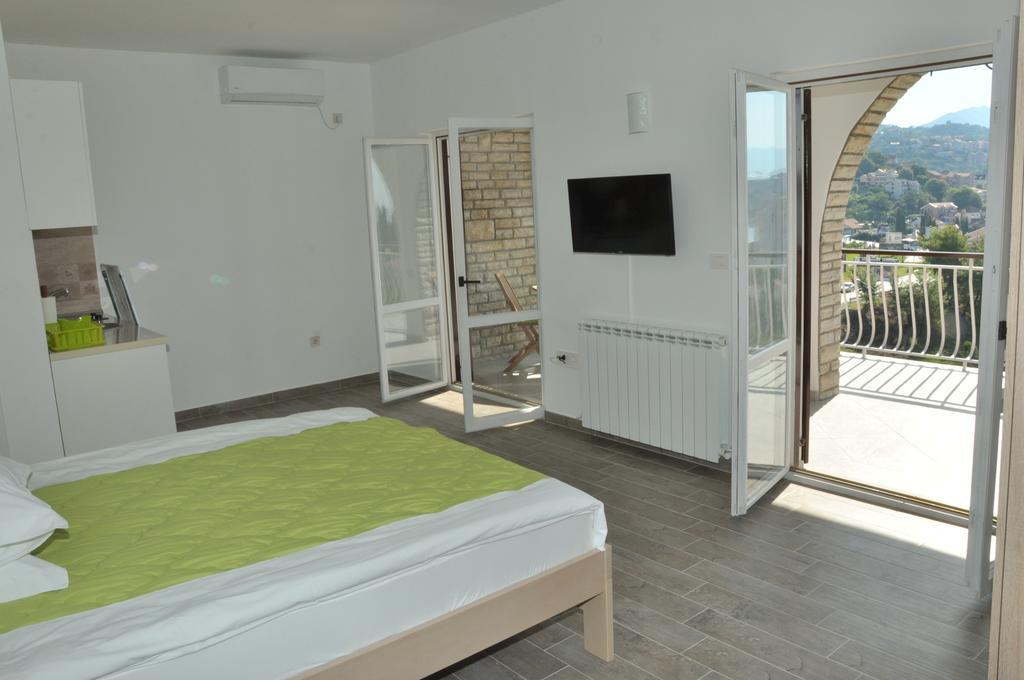 Apartments La Dolce Vita تْشيرسيك نوفي المظهر الخارجي الصورة